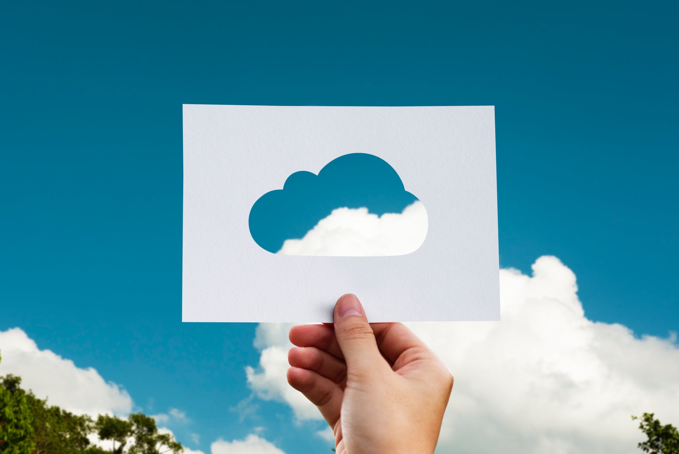 Korzyści biznesowe z przeniesienia danych do chmury